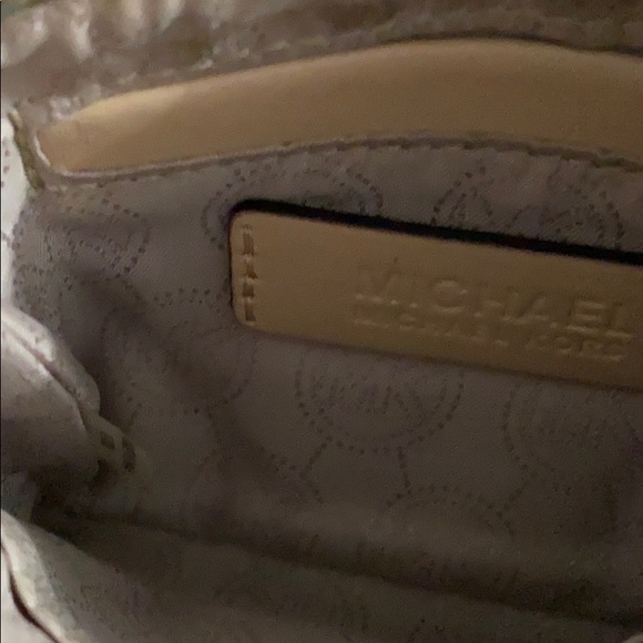 Michael Kors small wallet - Picture 2 of 2